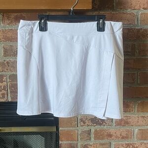 Inphorm White Tennis Skirt Skort